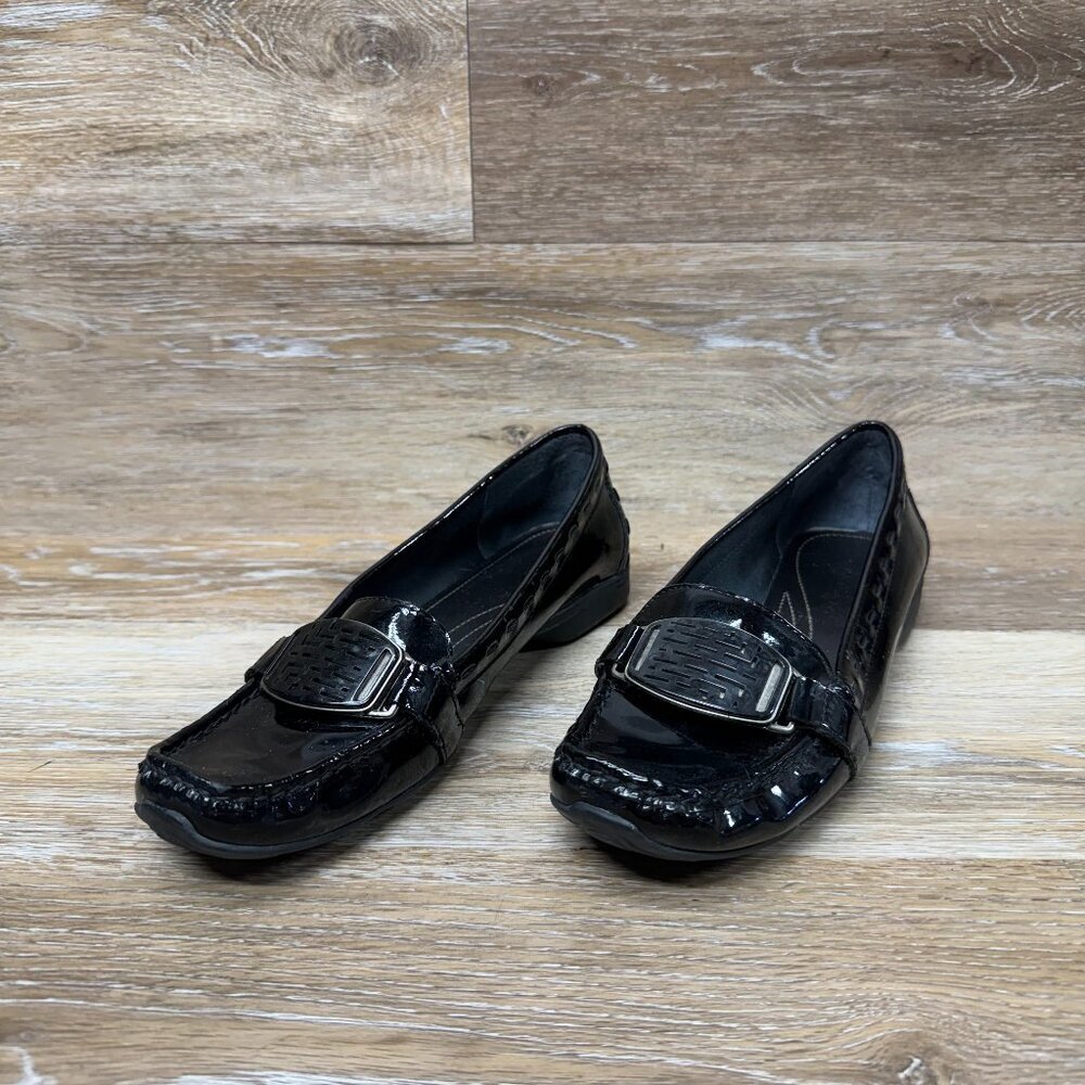 Tahari Grady Black Patent Leather Loafers Women's (See Pictures for Sizing)